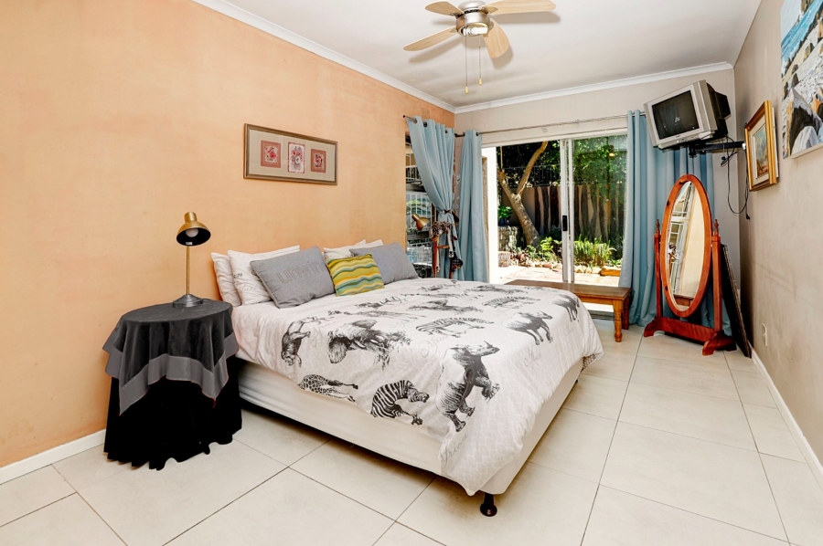 5 Bedroom Property for Sale in Loevenstein Western Cape